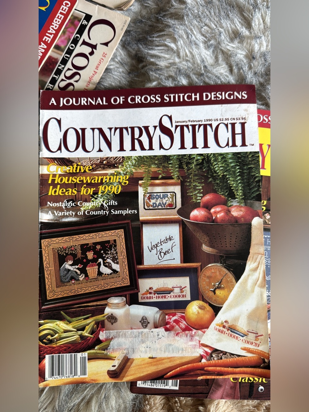 17 Piece Lot of 1980’s & 1990’s Vintage Cross Stitch magazines and Leaflets - Picture 15 of 16
